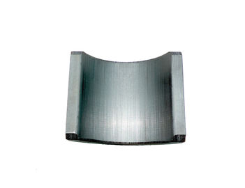 Temperatura de trabalho dos ímãs -80~150℃ da ferrite do ARCO do motor da escada rolante fornecedor